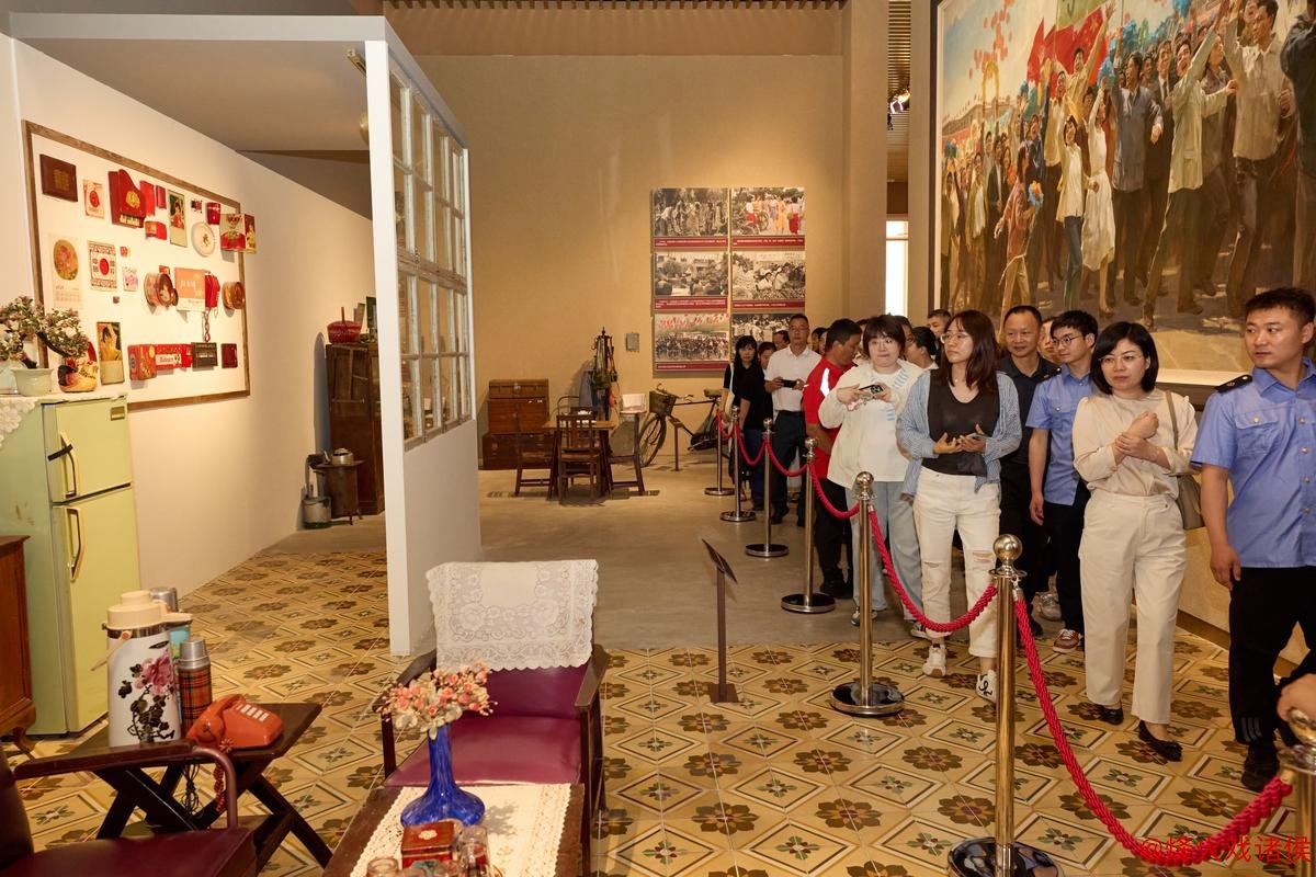 无需预约!中国共产党历史展览馆喜迎新年首批参观者 无需预约!中国共产党历史展览馆喜迎新年首批参观者