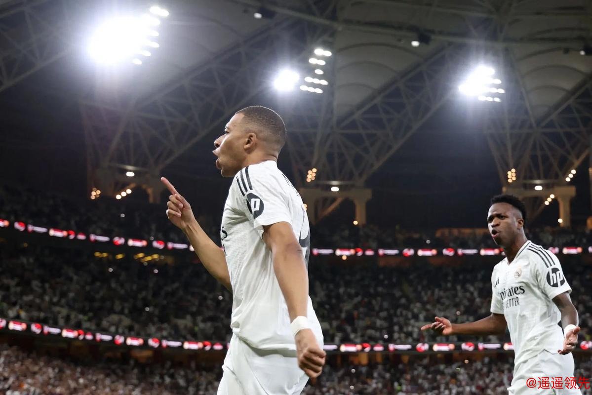 斯内德：姆巴佩会赢得2026年金球奖；没有人效力皇马时想离开