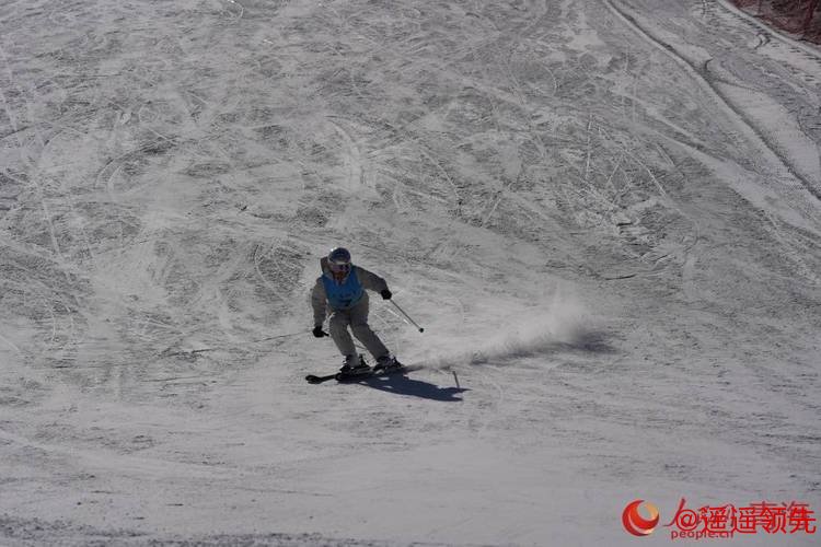 青海省首次将滑雪比赛项目纳入省级运动会