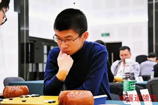  世界冠军范廷钰九段